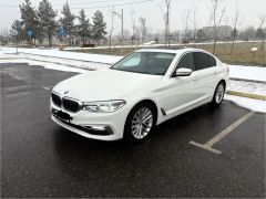 Photo of the vehicle BMW 5 Series