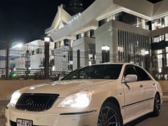 Фото авто Toyota Crown Majesta