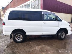 Фото авто Mitsubishi Delica