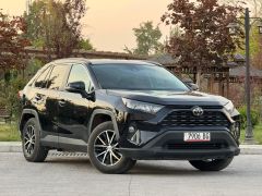 Сүрөт унаа Toyota RAV4