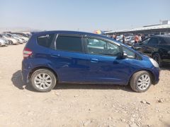 Фото авто Honda Fit