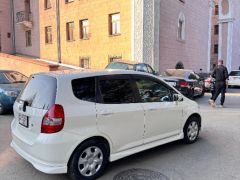 Photo of the vehicle Honda Fit