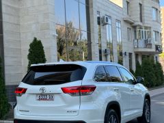 Сүрөт унаа Toyota Highlander