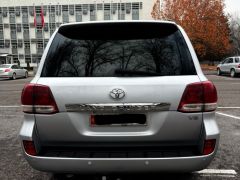 Сүрөт унаа Toyota Land Cruiser