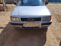 Photo of the vehicle Audi 80