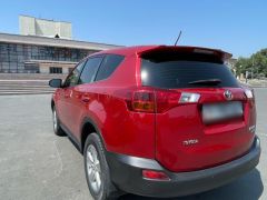 Сүрөт унаа Toyota RAV4