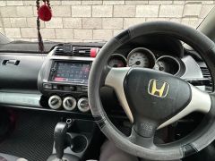 Фото авто Honda Fit