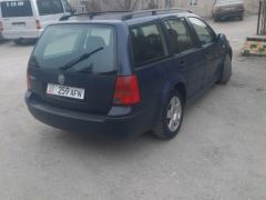 Photo of the vehicle Volkswagen Golf