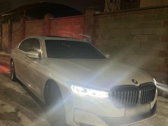 Photo of the vehicle BMW 7 Series