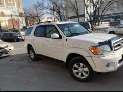 Сүрөт унаа Toyota Sequoia