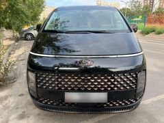 Сүрөт унаа Hyundai Staria