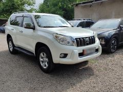 Сүрөт унаа Toyota Land Cruiser Prado