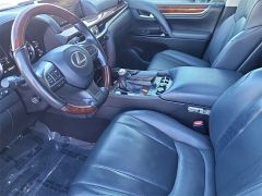 Сүрөт унаа Lexus LX