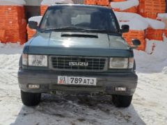 Сүрөт унаа Isuzu Bighorn