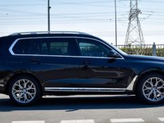 Фото авто BMW X7