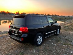 Сүрөт унаа Toyota Land Cruiser