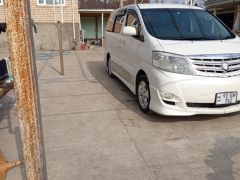 Photo of the vehicle Toyota Alphard