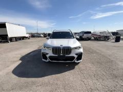 Фото авто BMW X7