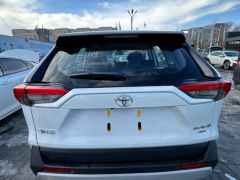 Сүрөт унаа Toyota RAV4