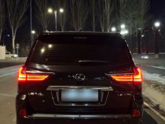 Сүрөт унаа Lexus LX