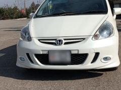 Photo of the vehicle Honda Fit