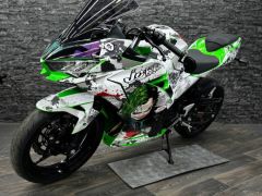 Сүрөт унаа Kawasaki Ninja