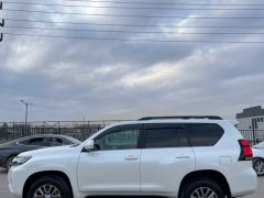 Сүрөт унаа Toyota Land Cruiser Prado