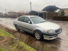 Фото авто Toyota Avensis