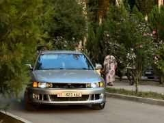 Photo of the vehicle Mitsubishi Galant