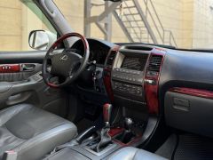 Сүрөт унаа Lexus GX