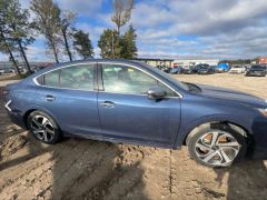 Photo of the vehicle Subaru Legacy