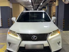 Photo of the vehicle Lexus RX