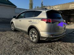 Сүрөт унаа Toyota RAV4