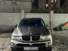 Photo of the vehicle BMW X5