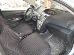 Сүрөт унаа Toyota Yaris