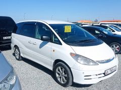 Фото авто Toyota Estima