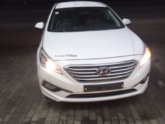 Photo of the vehicle Hyundai Sonata