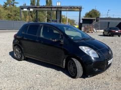 Фото авто Toyota Vitz