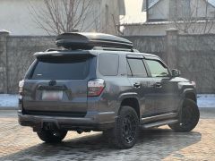 Photo of the vehicle Toyota 4Runner