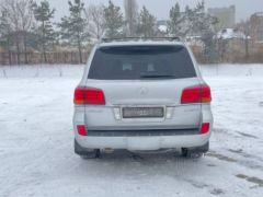 Photo of the vehicle Lexus LX