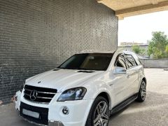 Сүрөт унаа Mercedes-Benz M-Класс AMG