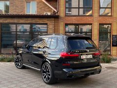 Фото авто BMW X7