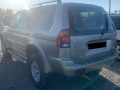 Сүрөт унаа Mitsubishi Montero Sport