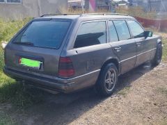 Фото авто Mercedes-Benz W124