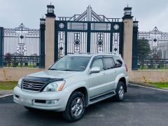 Photo of the vehicle Lexus GX