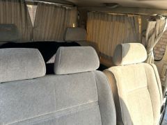 Сүрөт унаа Toyota HiAce