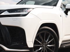 Сүрөт унаа Lexus LX