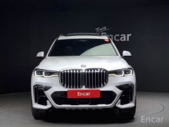 Фото авто BMW X7