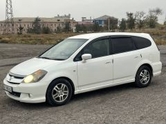 Сүрөт унаа Honda Stream