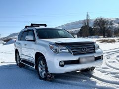 Photo of the vehicle Lexus GX